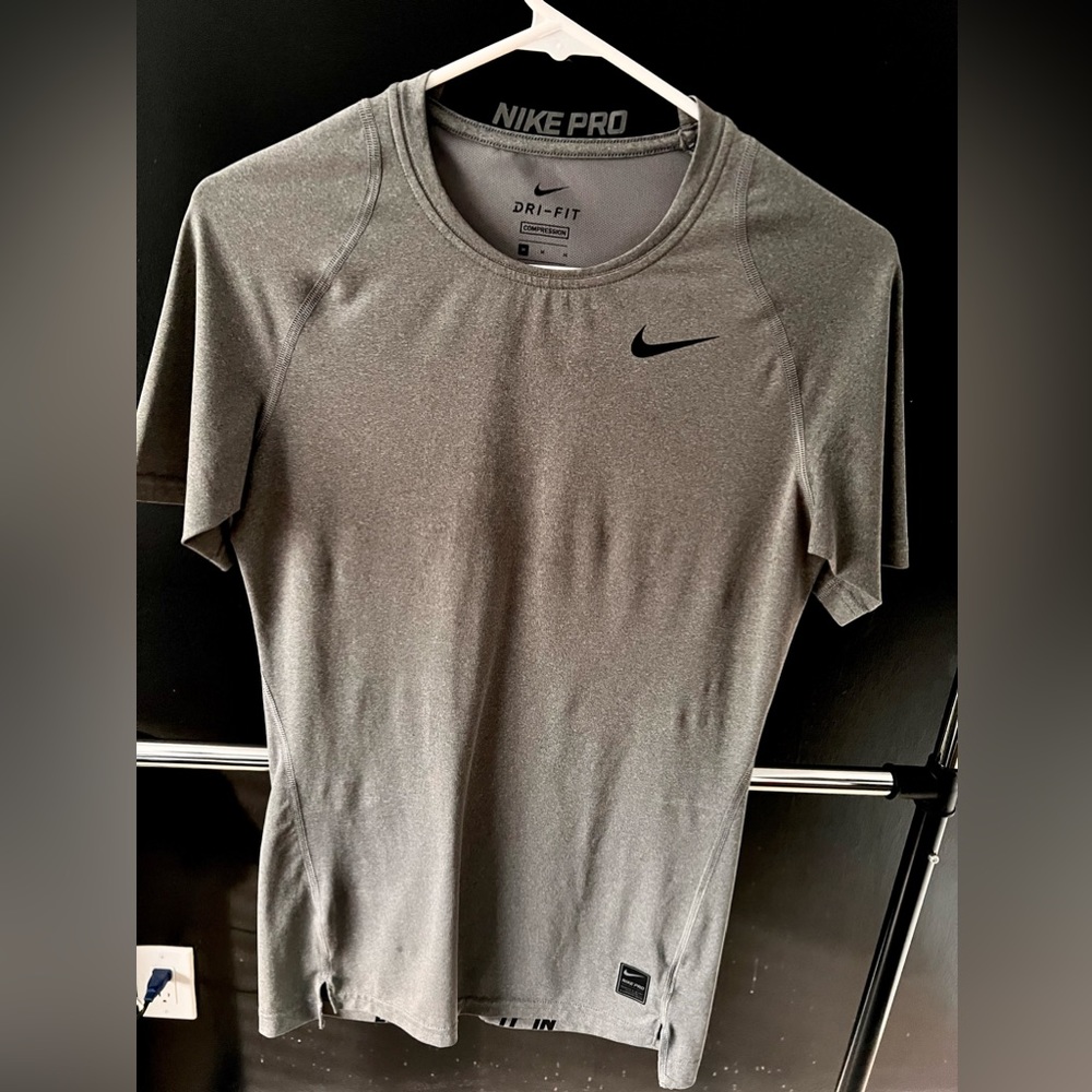 Nike Dri Fit Compression T Shirt // Size Medium